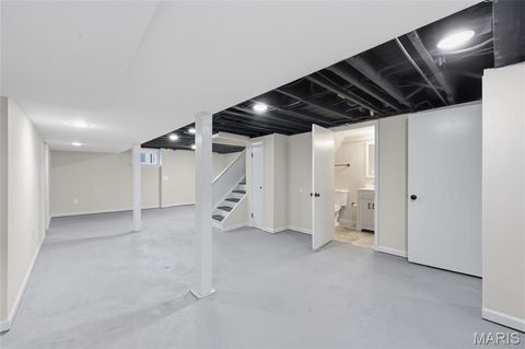 Tiny photo for 8361 Big Bend Boulevard, Webster Groves, MO 63119 (MLS # 25067127)