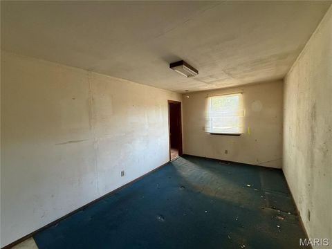 Tiny photo for 4105 Faredale Lane, St Charles, MO 63304 (MLS # 26046968)