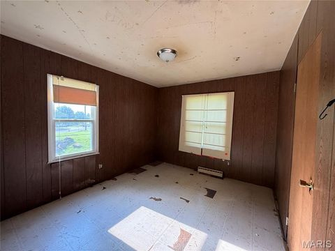 Tiny photo for 4105 Faredale Lane, St Charles, MO 63304 (MLS # 26046968)
