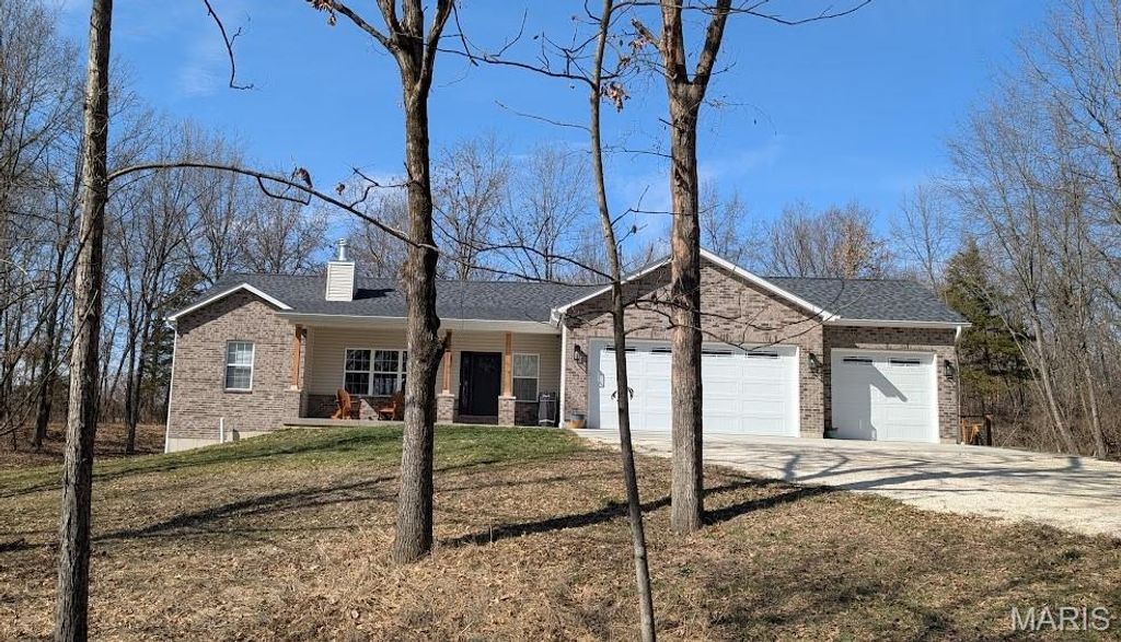 Photo of 619 North Ethlyn Road, Winfield, MO 63389 (MLS # 26010827)