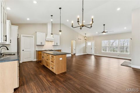 Tiny photo for 619 North Ethlyn Road, Winfield, MO 63389 (MLS # 26010827)
