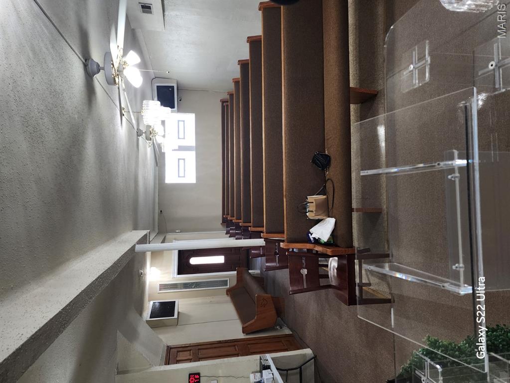 Goodfellow Add - Commercial Sale