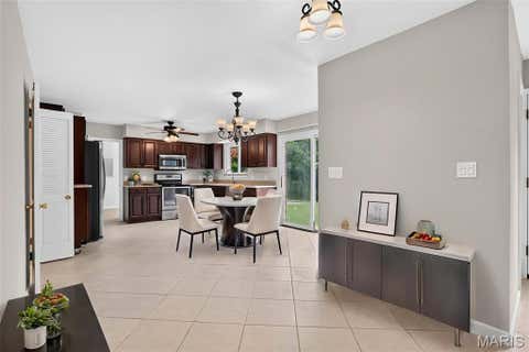Tiny photo for 184 Gunston Hall Court, Chesterfield, MO 63017 (MLS # 26051548)