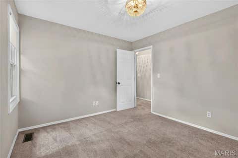Tiny photo for 184 Gunston Hall Court, Chesterfield, MO 63017 (MLS # 26051548)