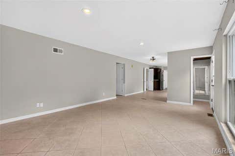 Tiny photo for 184 Gunston Hall Court, Chesterfield, MO 63017 (MLS # 26051548)