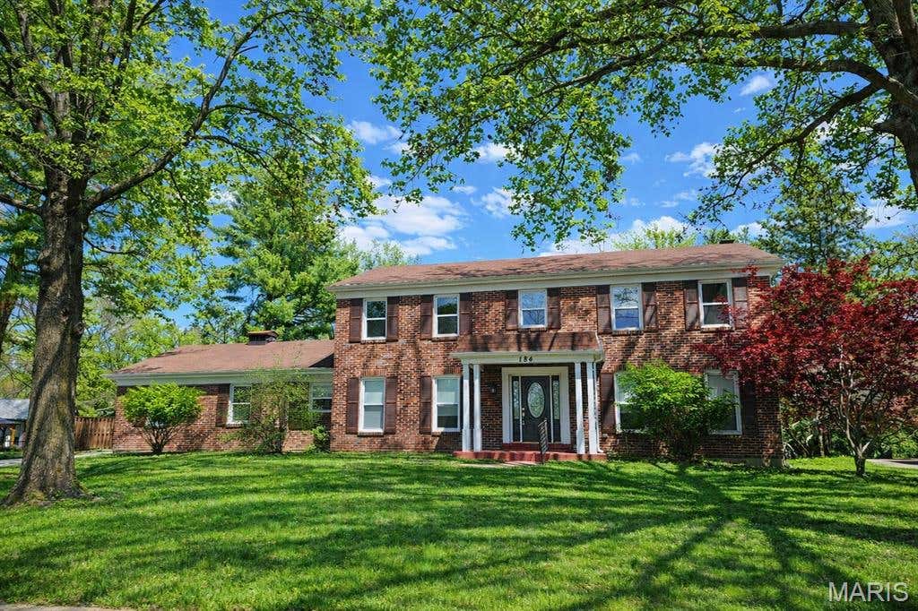 Photo of 184 Gunston Hall Court, Chesterfield, MO 63017 (MLS # 26051548)