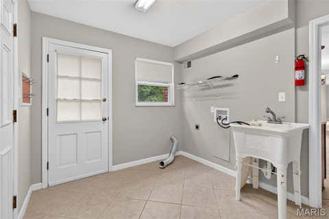 Tiny photo for 184 Gunston Hall Court, Chesterfield, MO 63017 (MLS # 26051548)