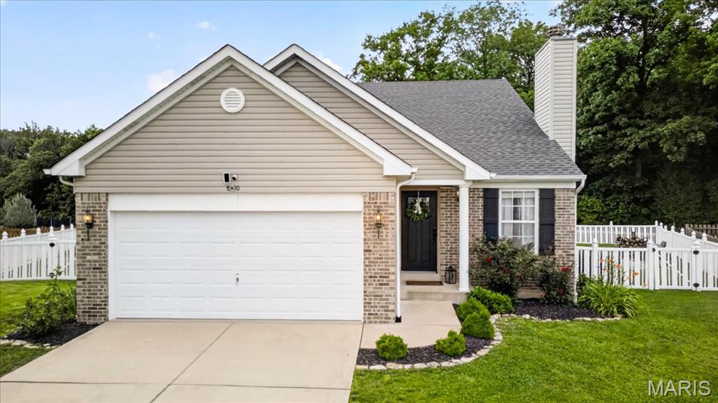 Twin Pines - Residential