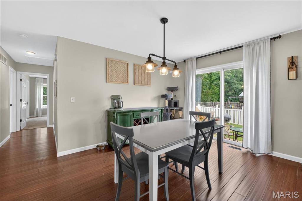 Twin Pines - Residential