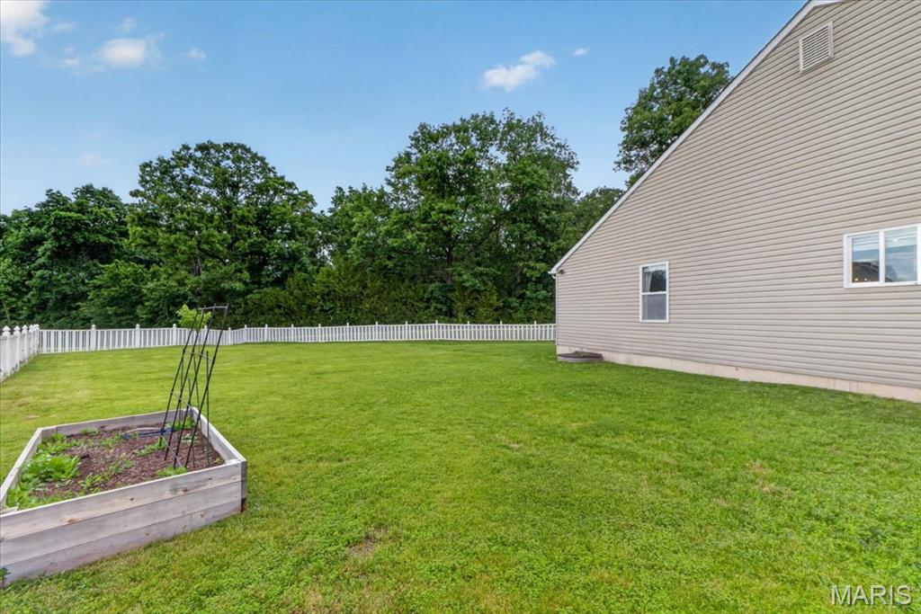 Twin Pines - Residential