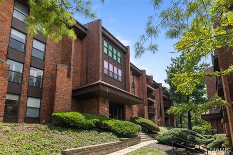 Tiny photo for 514 Coeur De Royale Drive #202, Creve Coeur, MO 63141 (MLS # 26067100)