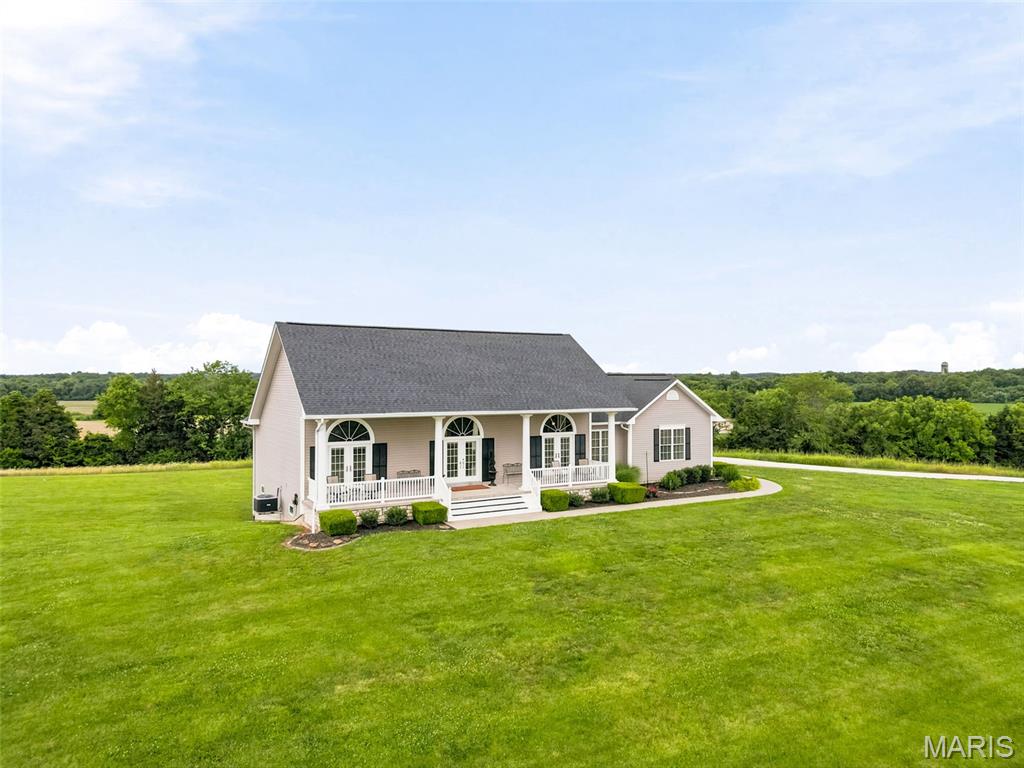 887 Burt Lane