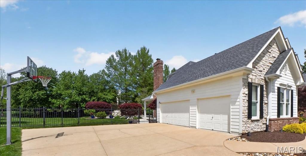 18009 Tara Woods Court