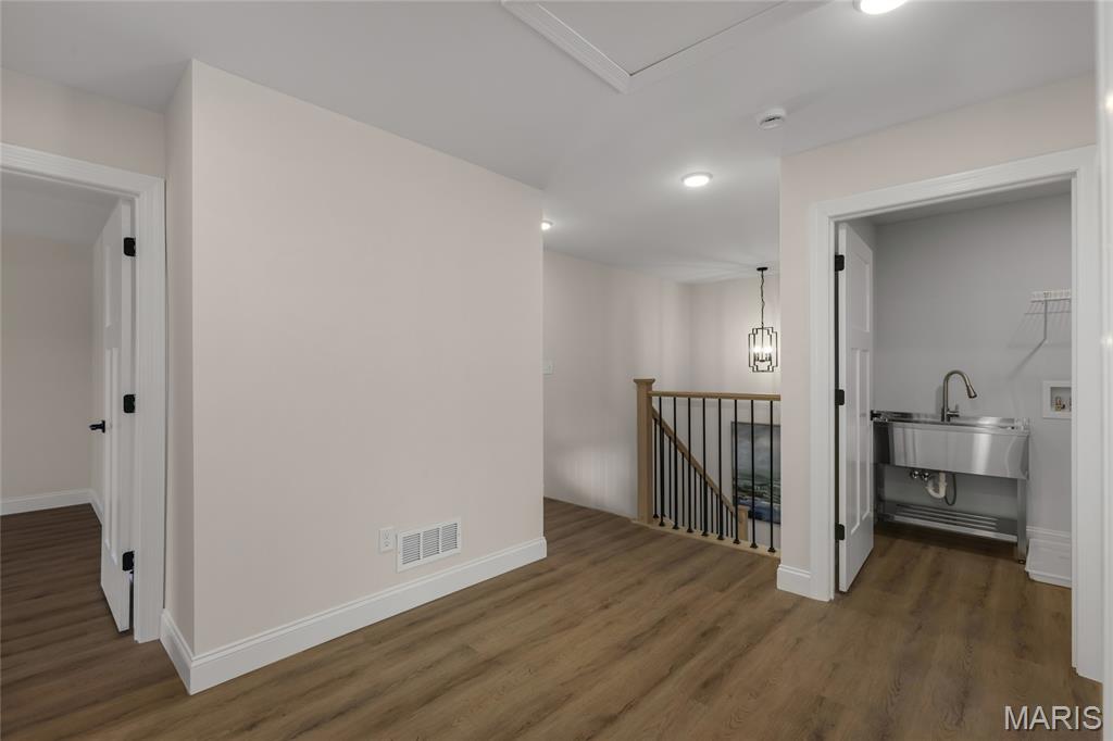 Moritz Place - Residential