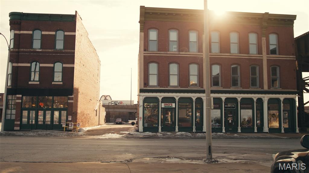 downtown - Commercial Lease