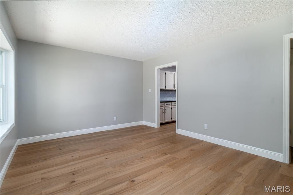 11200 Saint Clement Lane