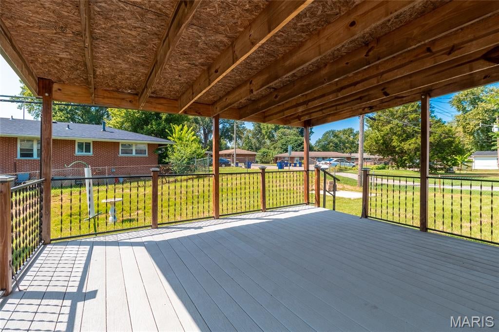 11200 Saint Clement Lane