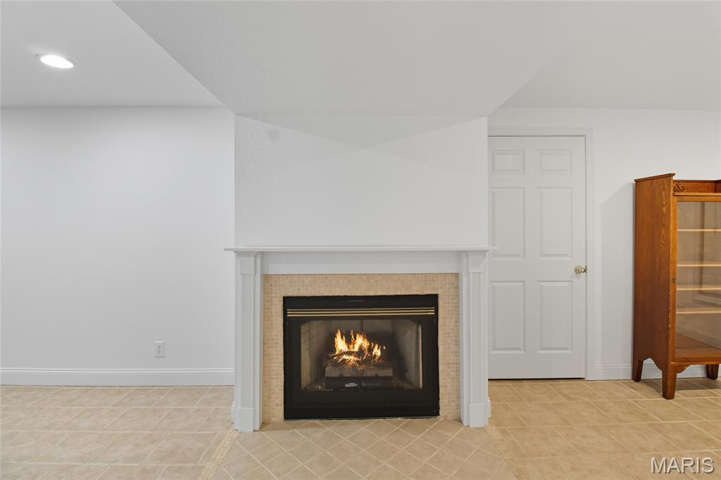 Ballwin, Missouri 63021, United States, 4 Bedrooms Bedrooms, ,3 BathroomsBathrooms,Residential,Coming Soon,223047