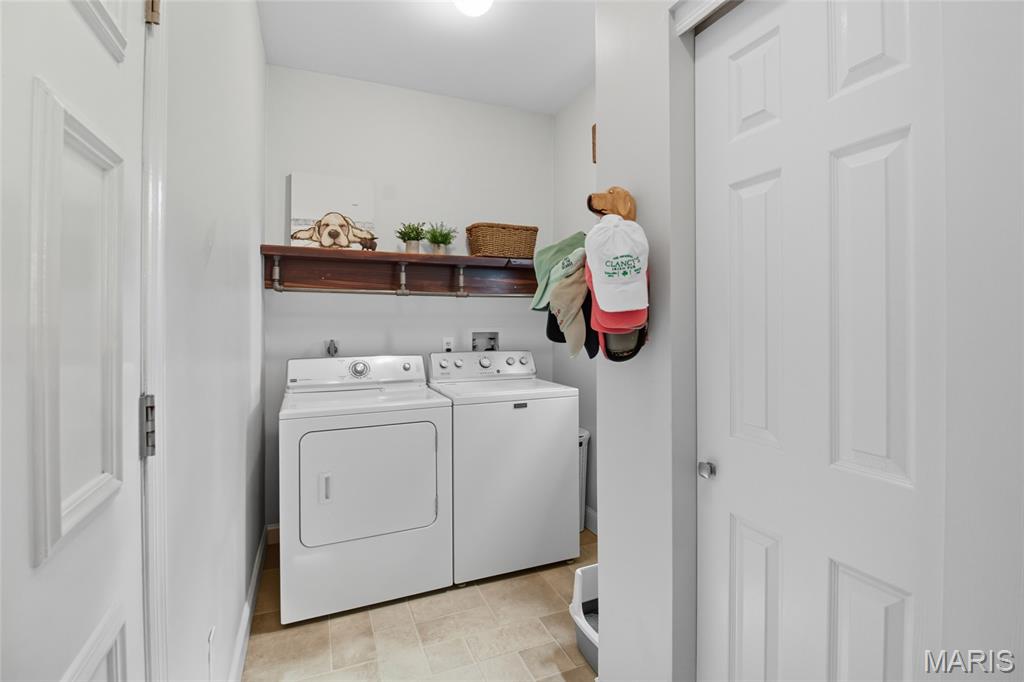 Ballwin, Missouri 63021, United States, 4 Bedrooms Bedrooms, ,3 BathroomsBathrooms,Residential,Coming Soon,223047