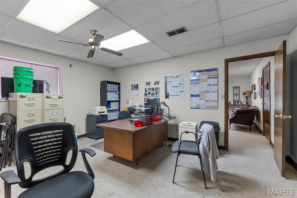 Klages - Commercial Sale