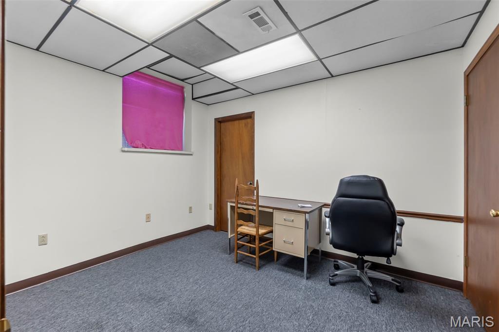 Klages - Commercial Sale