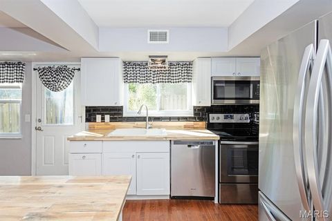 Tiny photo for 1121 Matador Drive, Chesterfield, MO 63141 (MLS # 25073527)