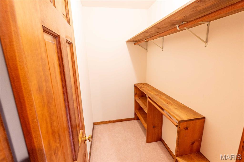 OAK KNOLL COUNTRY ESTATES PLAT NO. 2 - Residential