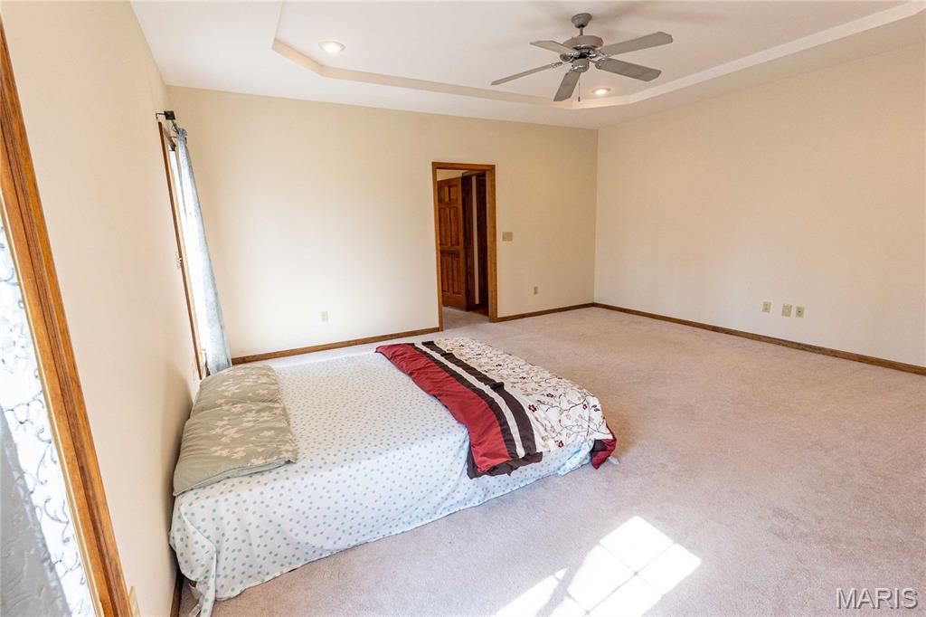 OAK KNOLL COUNTRY ESTATES PLAT NO. 2 - Residential