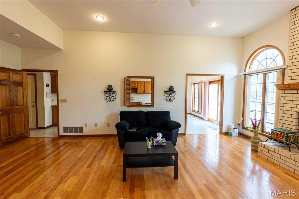 OAK KNOLL COUNTRY ESTATES PLAT NO. 2 - Residential