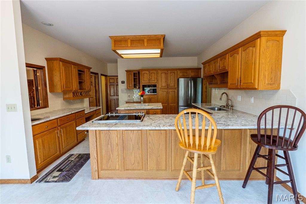 OAK KNOLL COUNTRY ESTATES PLAT NO. 2 - Residential