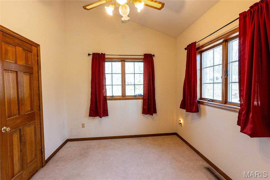 OAK KNOLL COUNTRY ESTATES PLAT NO. 2 - Residential