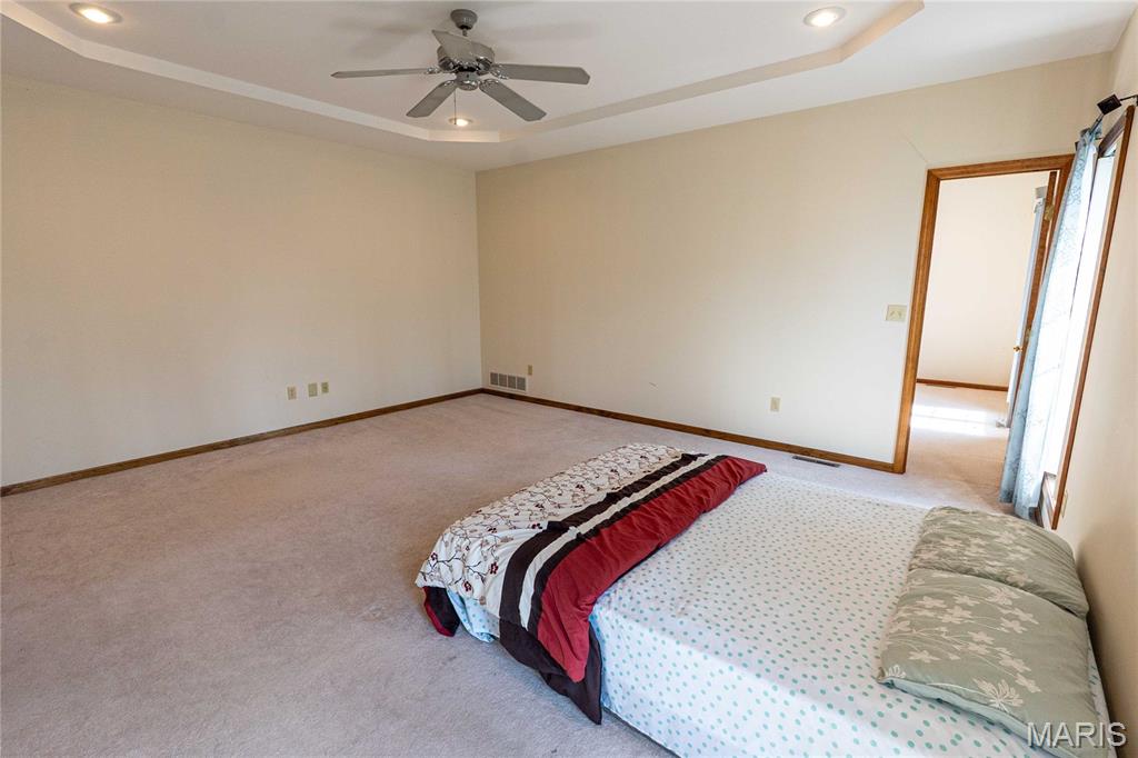 OAK KNOLL COUNTRY ESTATES PLAT NO. 2 - Residential