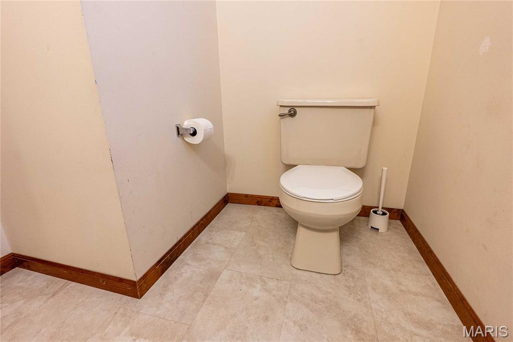 OAK KNOLL COUNTRY ESTATES PLAT NO. 2 - Residential