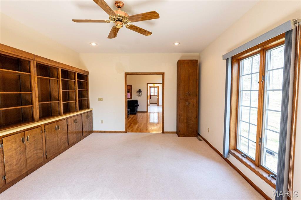 OAK KNOLL COUNTRY ESTATES PLAT NO. 2 - Residential