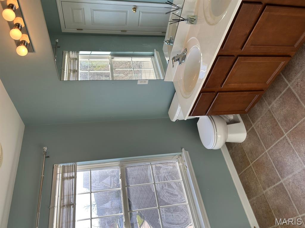 Vlgs At Springhurst #5 - Residential Lease