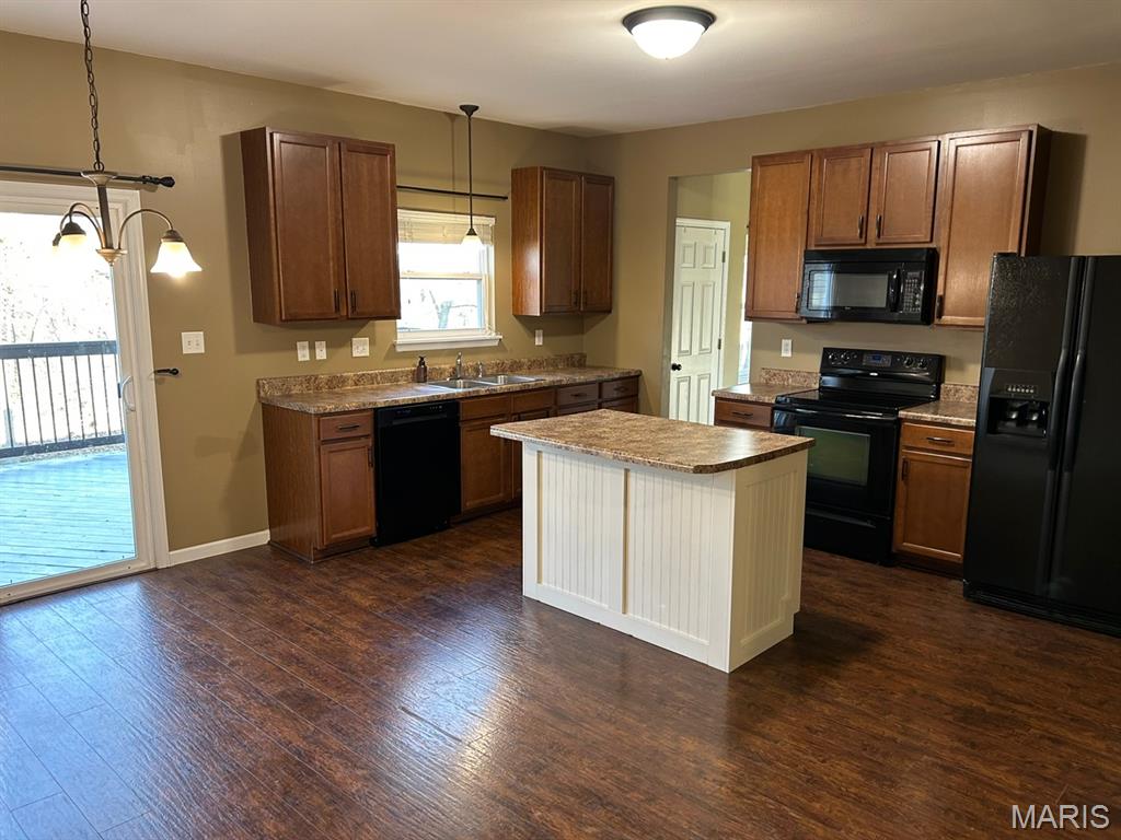 Vlgs At Springhurst #5 - Residential Lease