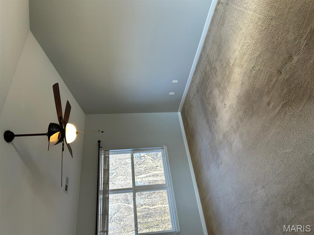 Vlgs At Springhurst #5 - Residential Lease