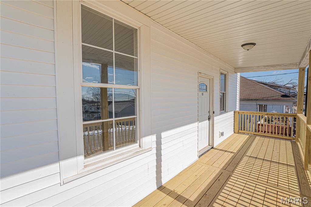 105 E Roosevelt Avenue