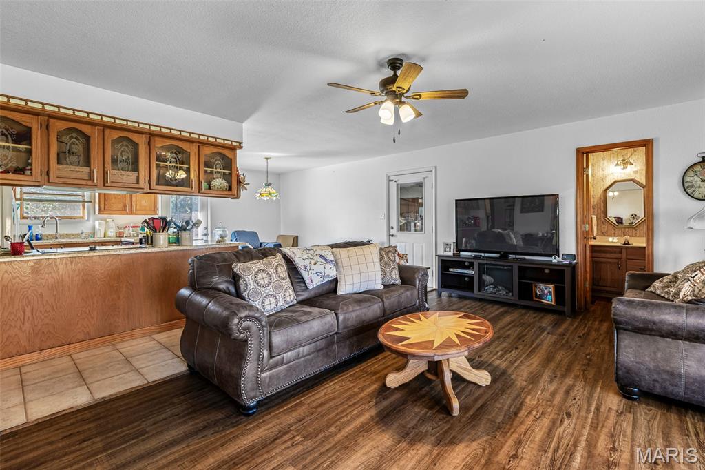 Fw Rohlands Sub - Commercial Sale