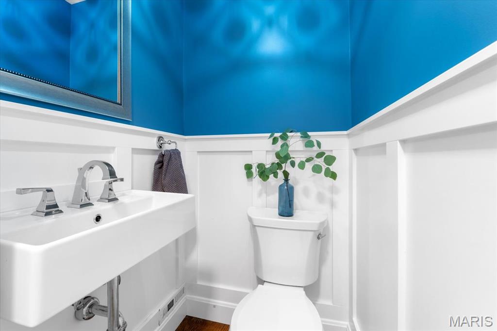 Davis Place - Residential