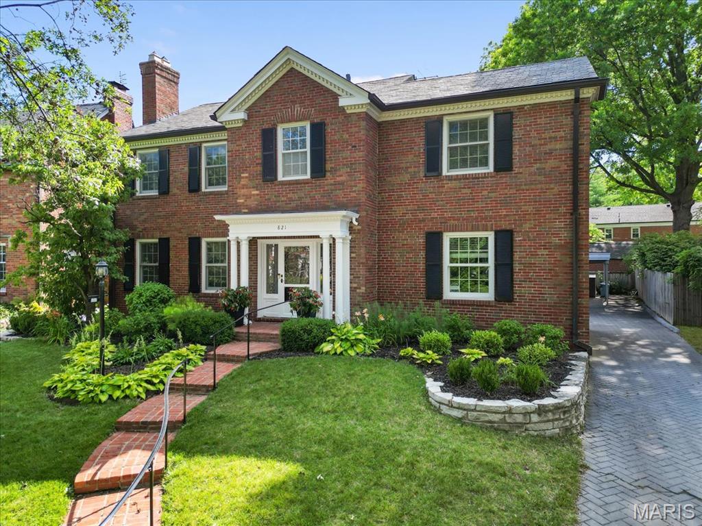 Davis Place - Residential