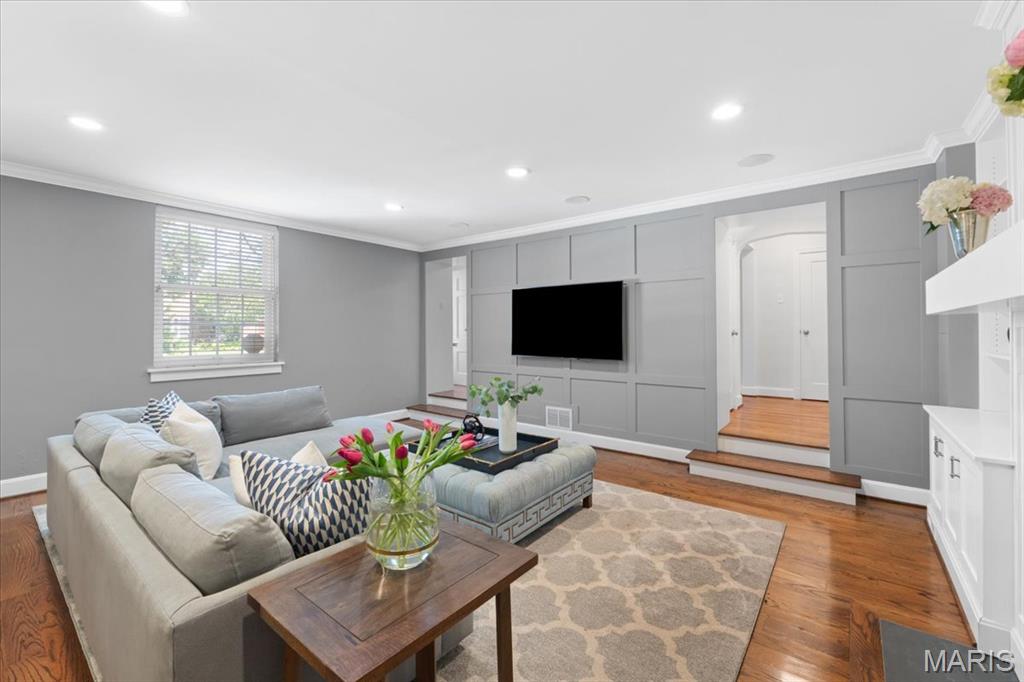 Davis Place - Residential