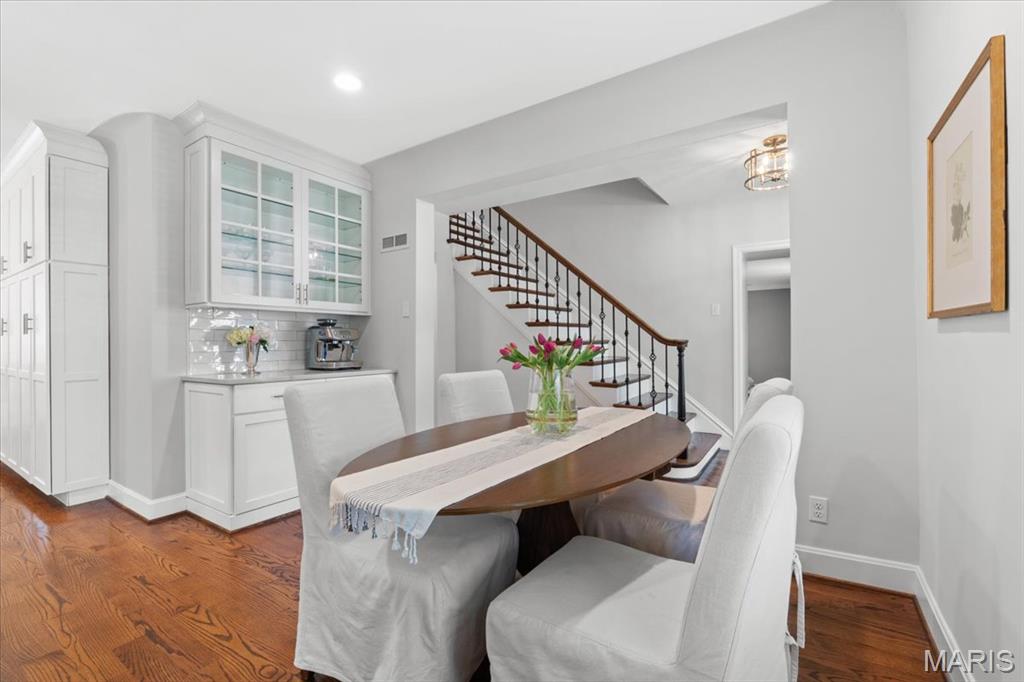 Davis Place - Residential