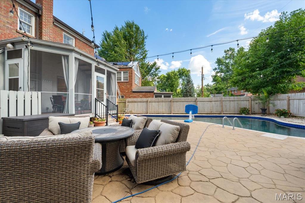 Davis Place - Residential