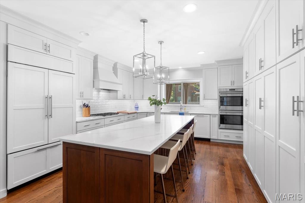 Davis Place - Residential