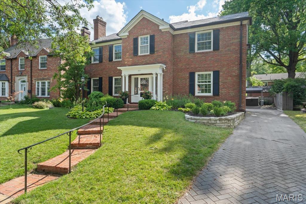 Davis Place - Residential