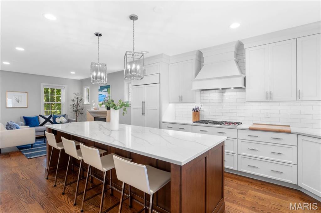 Davis Place - Residential