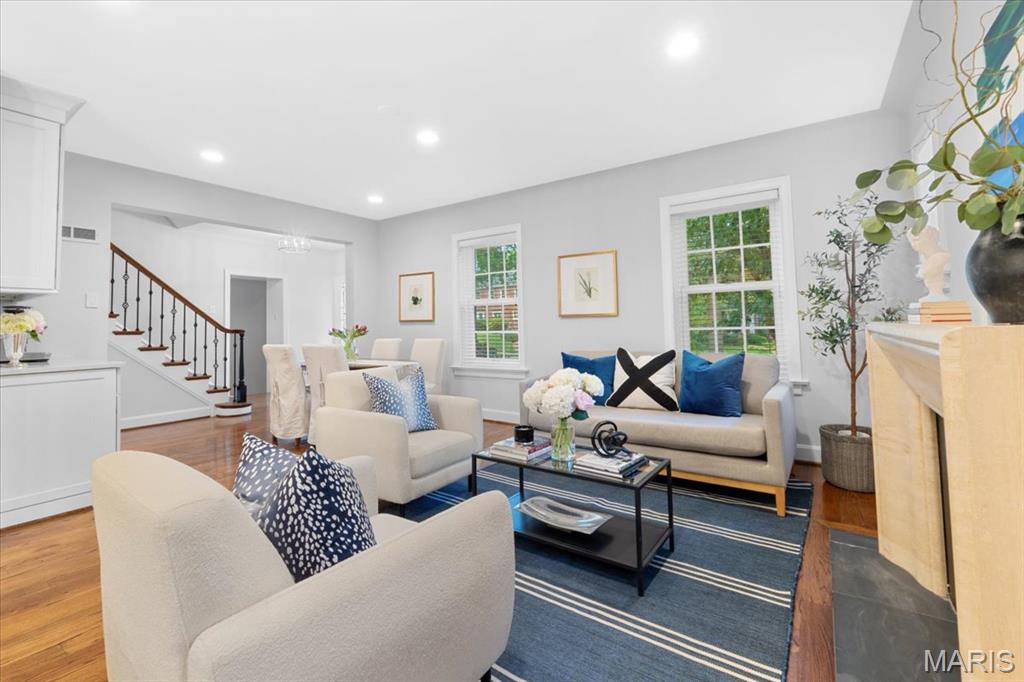 Davis Place - Residential