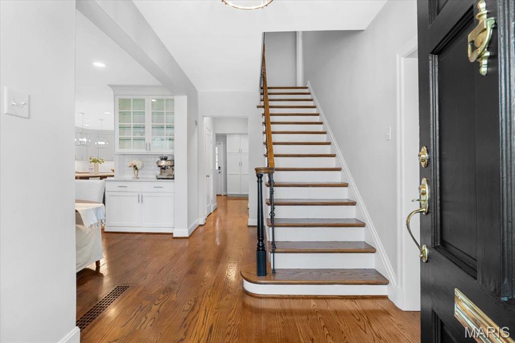 Davis Place - Residential