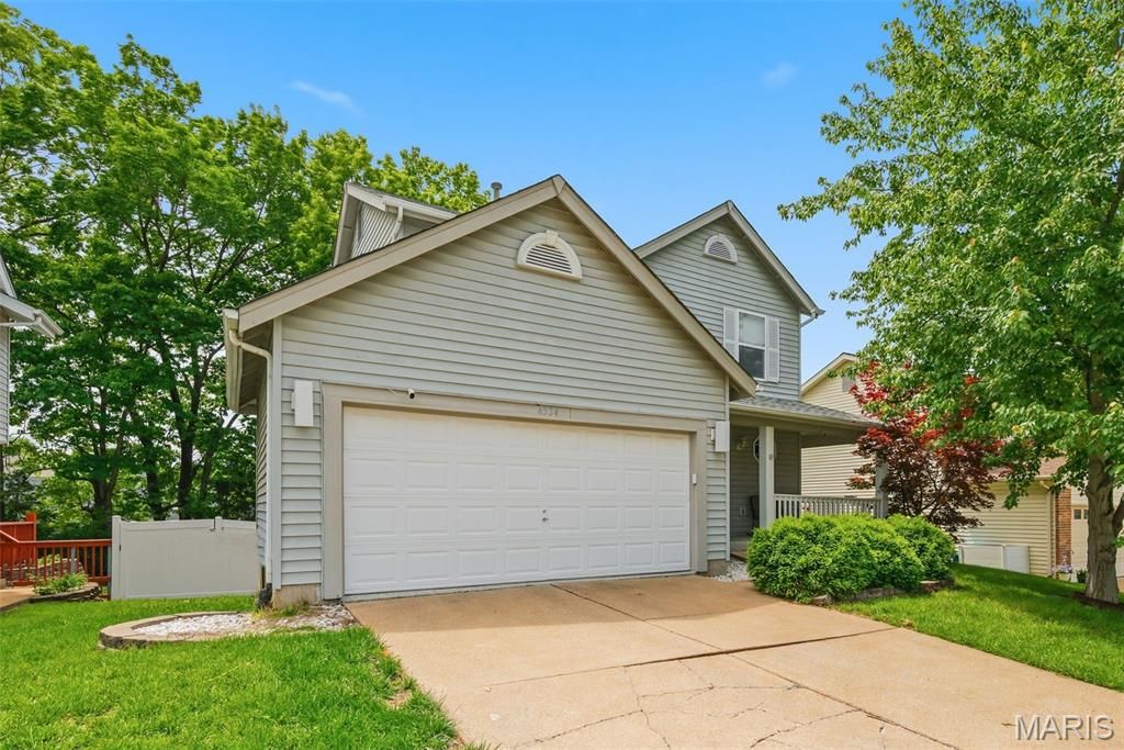 Photo of 4334 Southview Way Drive, St Louis, MO 63129 (MLS # 26028803)